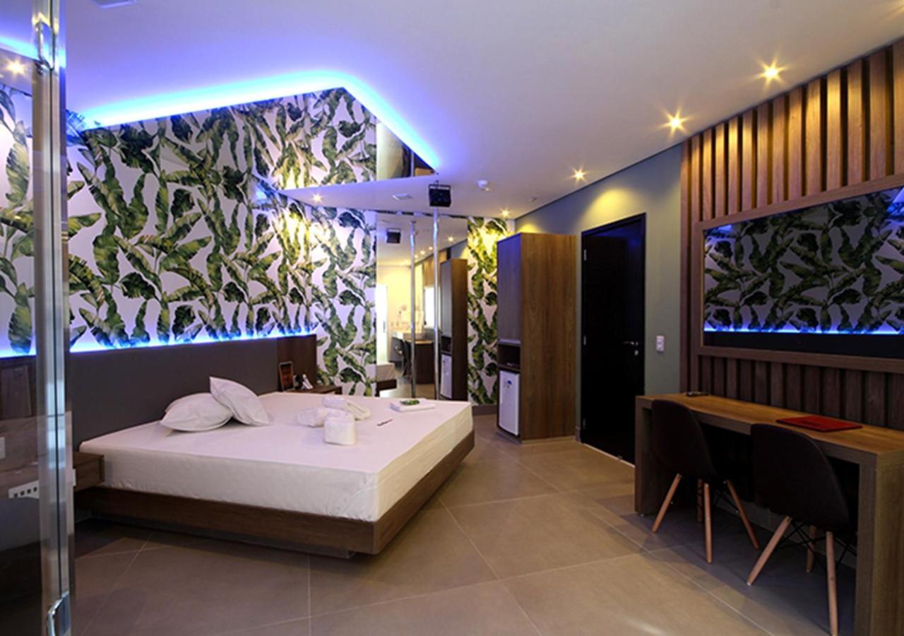 Motel Black Horse Cotia  Zewnętrze zdjęcie
